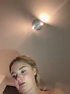 Snapshot of CherryEmmy chatting on 10.18.25 CherryEmmy online show from 10.18.25