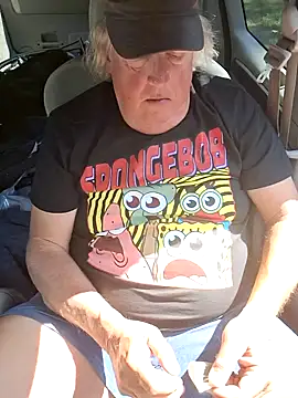 Snapshot of Bus310A chatting on 09.08.25 Bus310A online show from 09.08.25