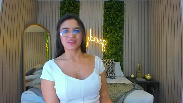 StefaBrown online show from 02.23.25