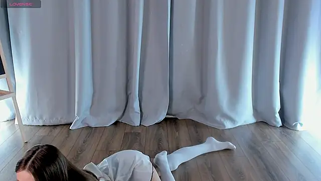 Snapshot of DawnAtwood chatting on 12.26.24 DawnAtwood online show from 12.26.24