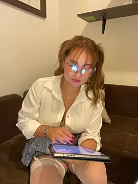 Gabriela-Parker  online show from 01.10.25