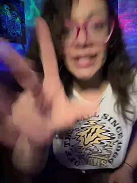 OvLicious online show from 02.25.25