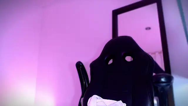 Junihn0 online show from 09.28.25