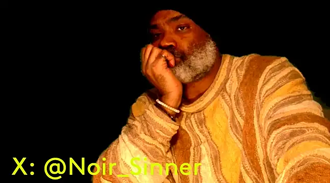 Snapshot of sinnernoir chatting on 01.27.25 sinnernoir online show from 01.27.25