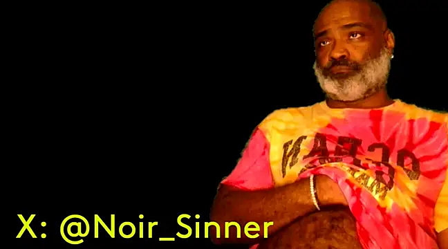 Snapshot of sinnernoir chatting on 01.31.25 sinnernoir online show from 01.31.25