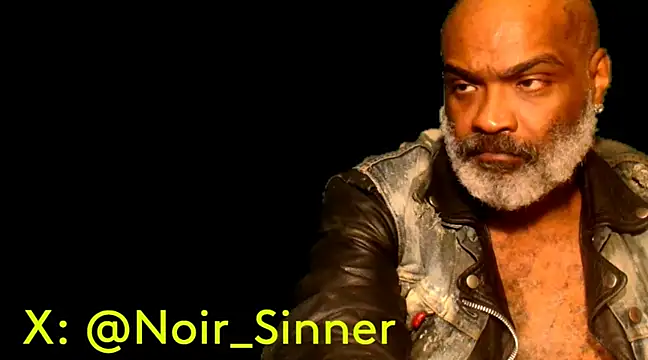 Snapshot of sinnernoir chatting on 02.06.25 sinnernoir online show from 02.06.25