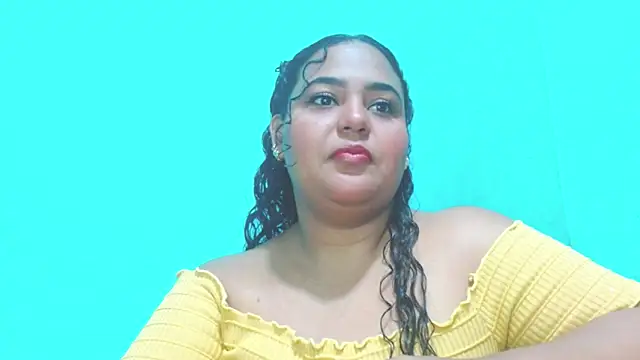 Snapshot of emyli_23 chatting on 03.21.25 emyli 23 online show from 03.21.25