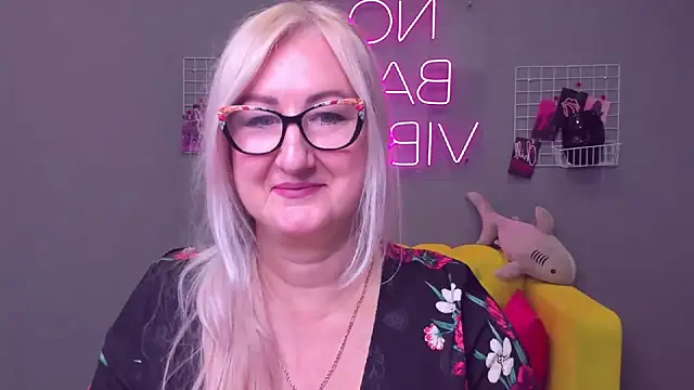 ChristyBrooks online show from 12.24.24