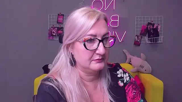 ChristyBrooks online show from 12.24.24