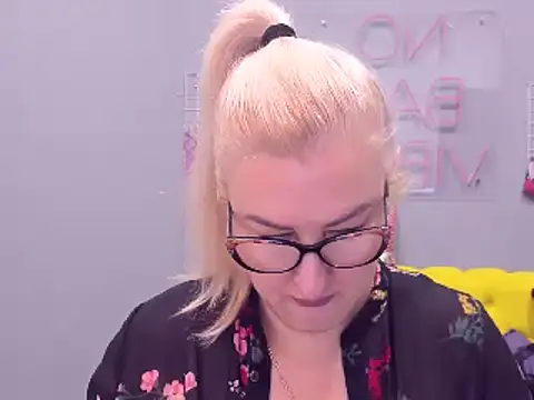 ChristyBrooks online show from 01.18.25