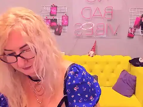 ChristyBrooks online show from 01.20.25