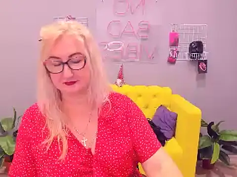 ChristyBrooks online show from 01.21.25