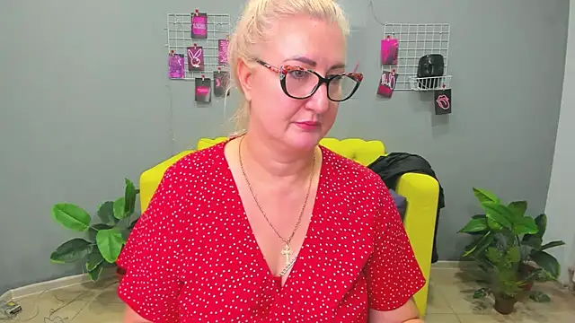 ChristyBrooks online show from 01.28.25