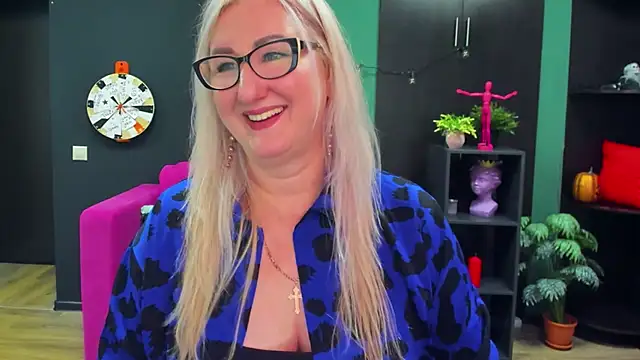 ChristyBrooks online show from 02.24.25