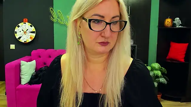ChristyBrooks online show from 03.15.25