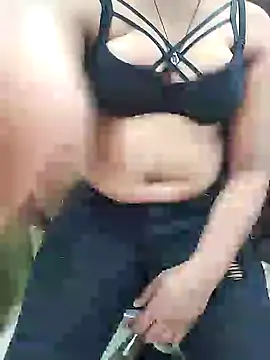 Snapshot of Cute-Anamika50 chatting on 12.22.24 Cute-Anamika50 online show from 12.22.24