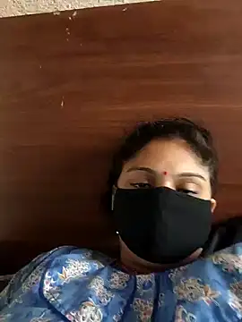 Snapshot of Cute-Aadhvita chatting on 07.25.26 Cute-Aadhvita online show from 07.25.26