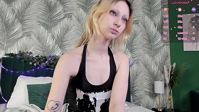 Lexy-Woorhez online show from 11.06.25