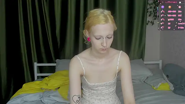 Lexy-Woorhez online show from 06.10.26