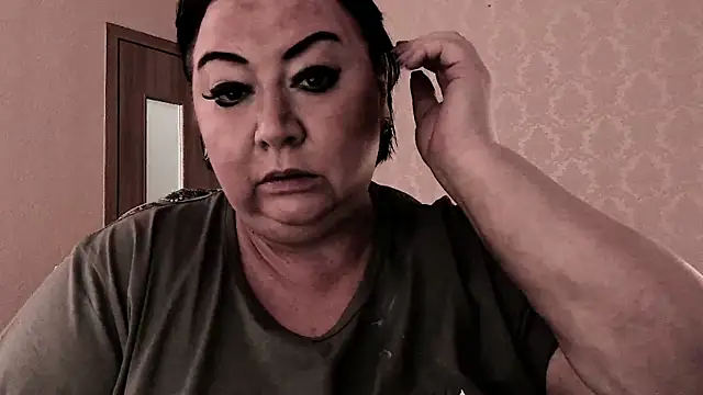 SexxyDreams1 online show from 12.21.25