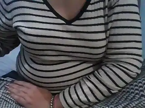 Snapshot of Sugar_mommy chatting on 01.06.25 Sugar mommy online show from 01.06.25