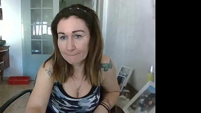 TamaraSweetxo online show from 04.14.26