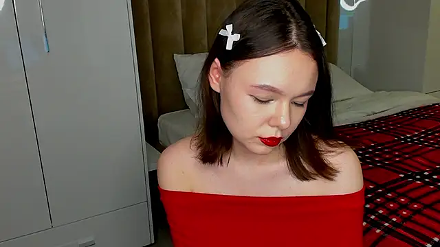 Snapshot of LovelyJane chatting on 12.24.24 LovelyJane online show from 12.24.24