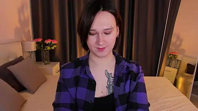 Nicole Cidman online show from 03.04.25