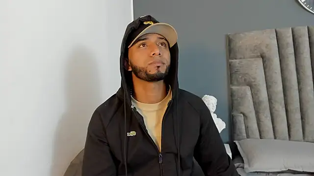 Robin Rief online show from 12.14.25