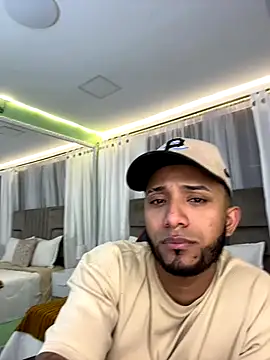 Robin Rief online show from 12.21.25