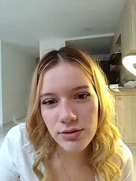 NicoleCut online show from 02.21.25