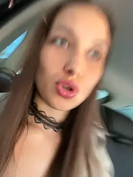 Snapshot of VelvetVixenI chatting on 09.16.25 VelvetVixenI online show from 09.16.25