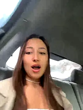 Snapshot of VelvetVixenI chatting on 09.18.25 VelvetVixenI online show from 09.18.25