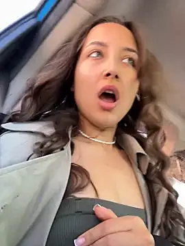 Snapshot of VelvetVixenI chatting on 09.23.25 VelvetVixenI online show from 09.23.25