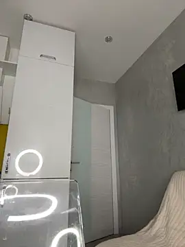 Snapshot of VelvetVixenI chatting on 10.13.25 VelvetVixenI online show from 10.13.25