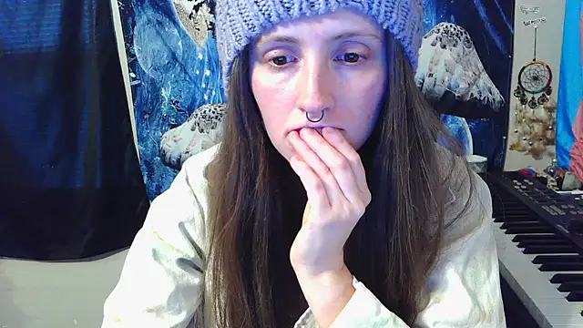  hellostormy  online show from 12.18.25