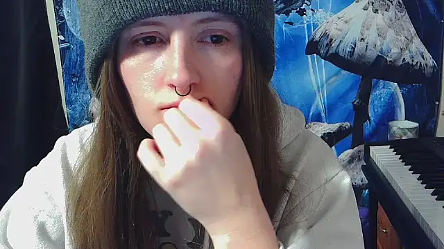  hellostormy  online show from 12.19.25