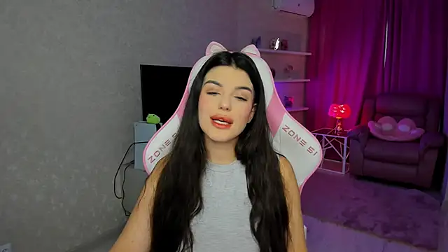 AlluringAriel online show from 04.05.26