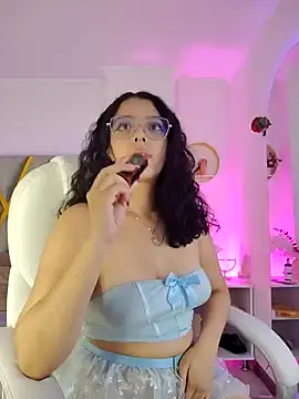 Aurora Brownn online show from 01.26.25