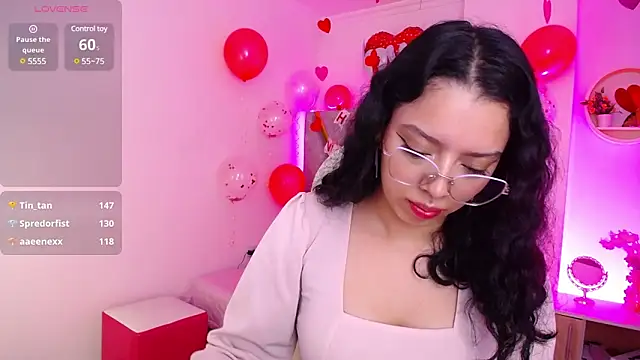 Aurora Brownn online show from 02.09.25