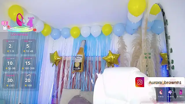 Aurora Brownn online show from 09.30.25