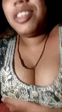 Snapshot of Haniya-143 chatting on 12.14.24 Haniya-143 online show from 12.14.24