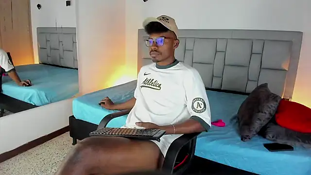 JEFFREY COTTOM online show from 01.25.25