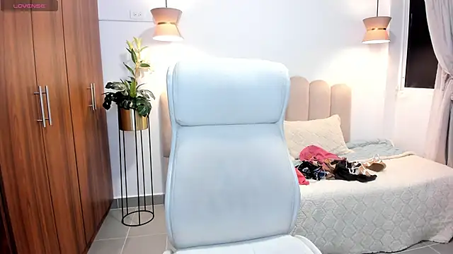 kiim sweett online show from 01.15.25