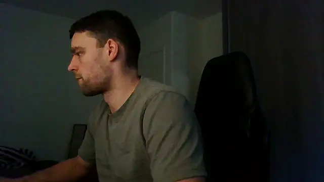 Snapshot of The_big_viking_ chatting on 01.25.25 The big viking  online show from 01.25.25