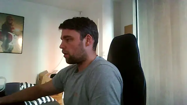 Snapshot of The_big_viking_ chatting on 09.24.25 The big viking  online show from 09.24.25
