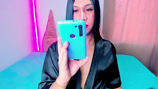 Candace Queen online show from 12.05.25