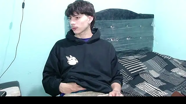 pervertsteens3 online show from 10.05.25