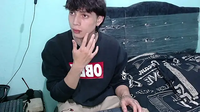 pervertsteens3 online show from 10.14.25