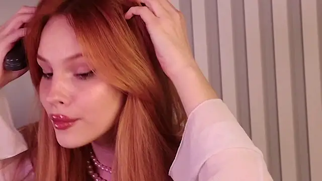 liahstormi  online show from 03.22.25